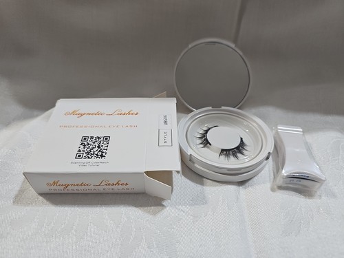 Magnetic Lashes Natural Look Reusable No-Glue False Eyelashes with Compact