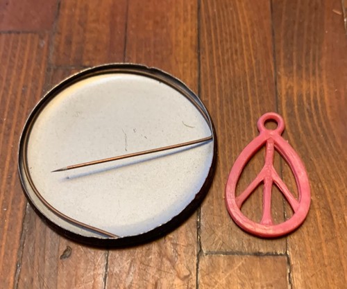 Vintage 60s,70s Peace Symbol Pink,Black Pin Pinback Button Badge+ Pendant Charm - Picture 2 of 2