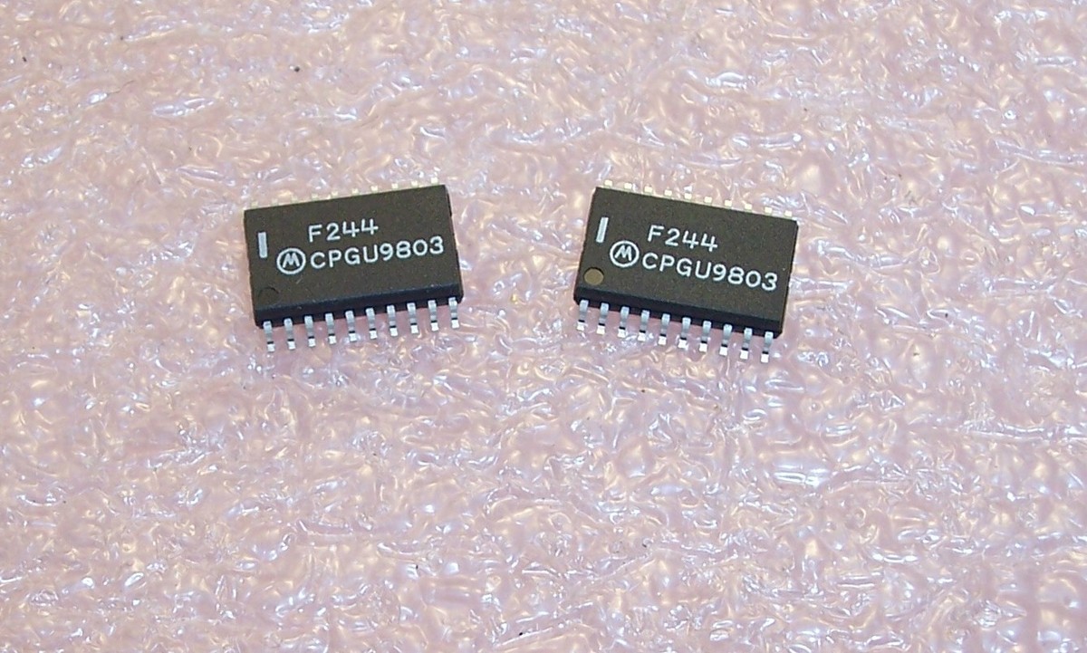 QTY (100) MC74F244DWR MOTOROLA SOIC-20 OCTAL BUFFER/LINE DRIVER
