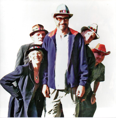 WALKING WOUNDED - Waiting on the outside - CD album