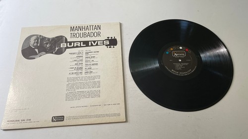 Burl Ives Manhattan Troubadour Used Vinyl LP VG+\VG+ - Picture 2 of 2