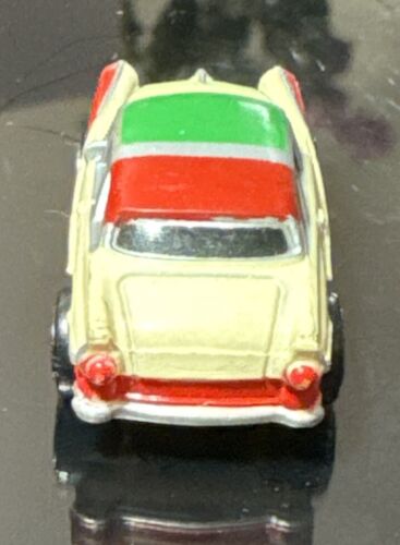 Micro Machines 1956 Ford Crown Victoria Skyliner Red/Cream '56 Green "Sky-View" - Picture 3 of 6