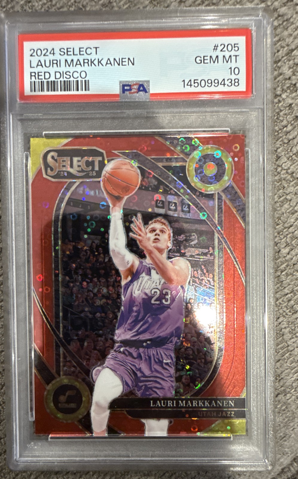 2024-25 Panini Select - Courtside Lauri Markkanen #205 Red Disco Prizm /49