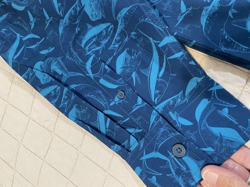 Camisa Guy Harvey XL Azul Marino y Neón Pez Abotonada Manga Larga y Enrollable - Imagen 15 de 17