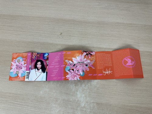 BJORK - Post - Original 1995 Elektra USA CASSETTE Tape 61740-4 - RARE HTF - Picture 4 of 5