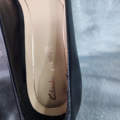 Clarks Orabella Fame 2,25 Zoll hochhackige Schnalle gold schwarz Damengröße 9,5M - Bild 19 von 21
