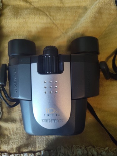 PENTAX UCF G 10X24 5.0 BINOCULARS W/ CASE & STRAPS - Picture 2 of 12