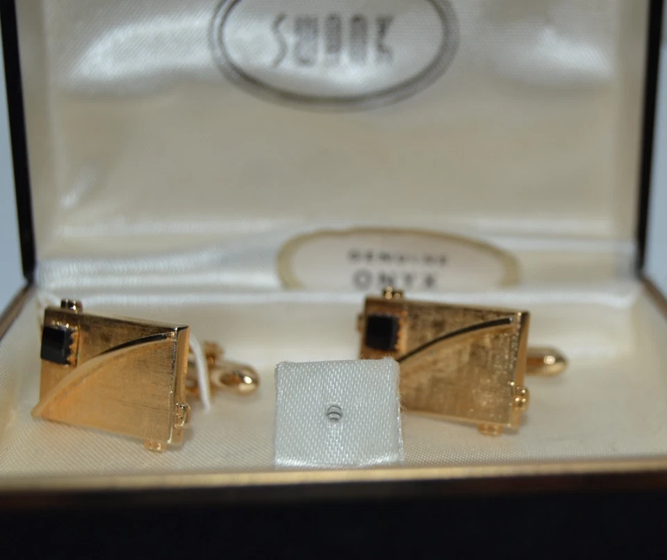 Gemelos Swank Vintage tono dorado con arbusto con acento de piedra de ónix - sin clip de corbata Foto 2 de 4