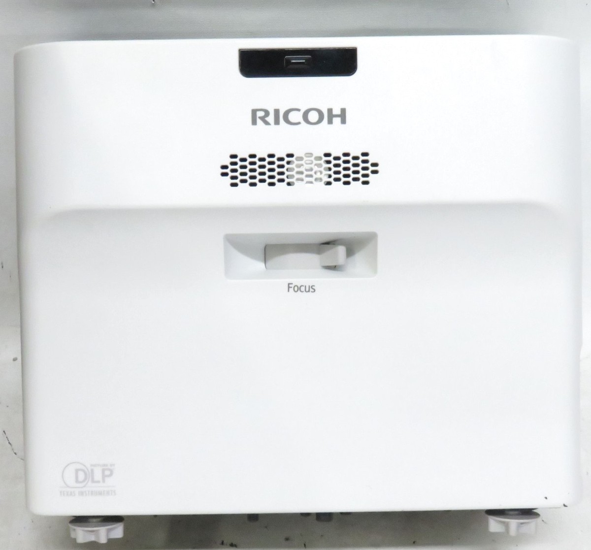 Ricoh PJ WX4152NI Projector * 10 Hours Open Box * Tested Working