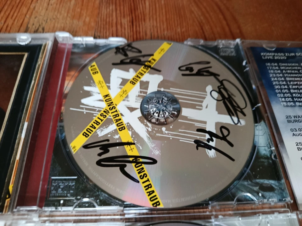 Konvolut 4 CDs In Extremo Kunstraub (signiert) Raue See 2005 Sterneneisen .... - Bild 3 von 4