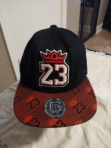 Chicago GM Fashions 23 Jordan Bulls schwarz/rot All Over Snapback Mütze Cap - Bild 1 von 7
