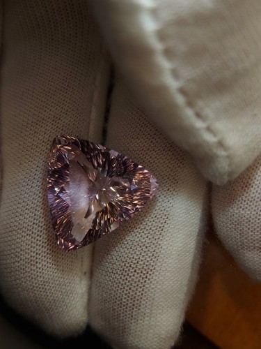 Loupe clean Ametrine gemstone - faceted natural Trystine quartz 17.00 CTS - Picture 11 of 13