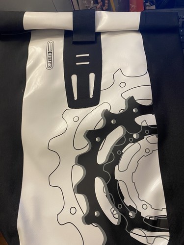 Ortlieb Velocity Waterproof Bicycle Backpack 20L CHAIN Design White & Black NWT