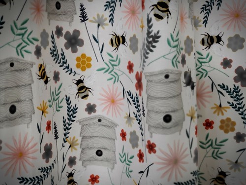 Valance Bees Behives Floral on Cream Background Cotton Handmade Window Treatment - Picture 4 of 6