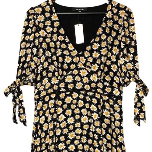 Sugar Lips Black Daisy Print V-Neck Fit & Flare Dress With Short Tie Sleeves Siz - Picture 7 of 8