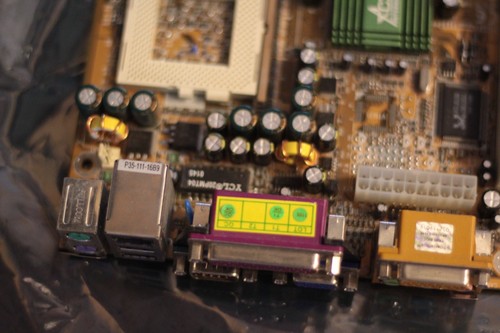 Socket 370 ATX motherboard PCI VGA audio VIA PLE133 ACORP 6PLEF - Bild 13 von 16