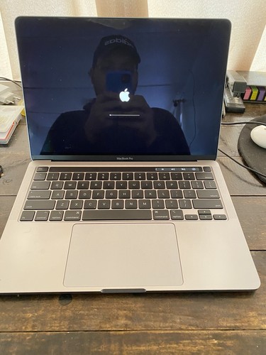 Apple MacBook Pro 13 Apple MacBook Pro 13