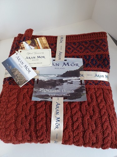Aran Mor Ireland 100% Merino Wool Cable Knit Throw Blanket 40"x60" Red & Blue - Picture 3 of 3