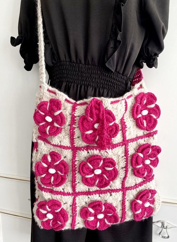 Floral Pink & Cream Crochet Lining Shoulder Big Shopping Bag - Picture 3 of 17