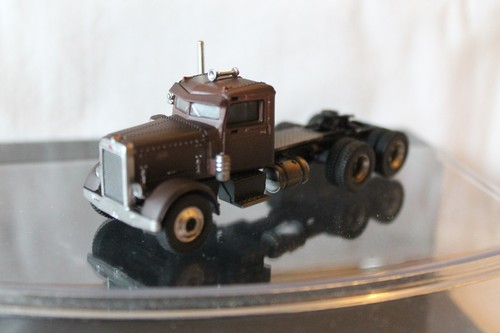 Brekina 85752 Peterbilt 281 "Rost" Steven Spielberg Duel (Duell) - Picture 3 of 4