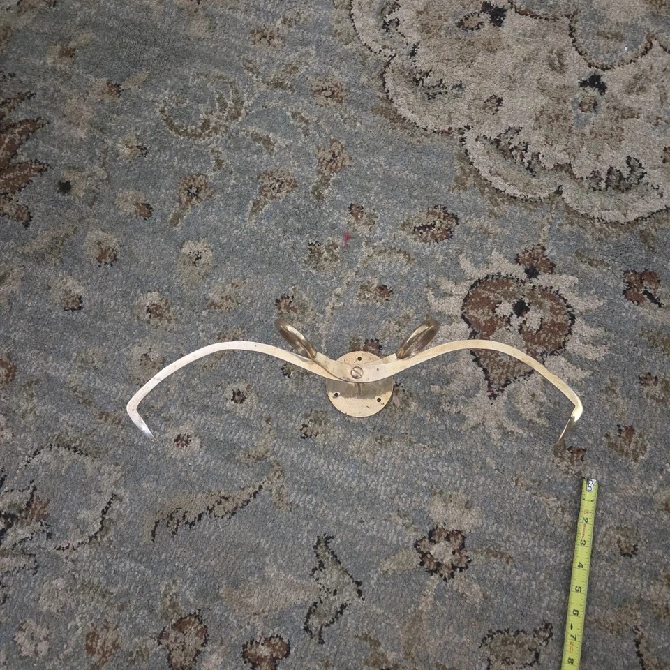 Vintage Solid Brass Wall Mount Ice Block Tongs Figurative Paper Towel Holder - Image 4 of 4