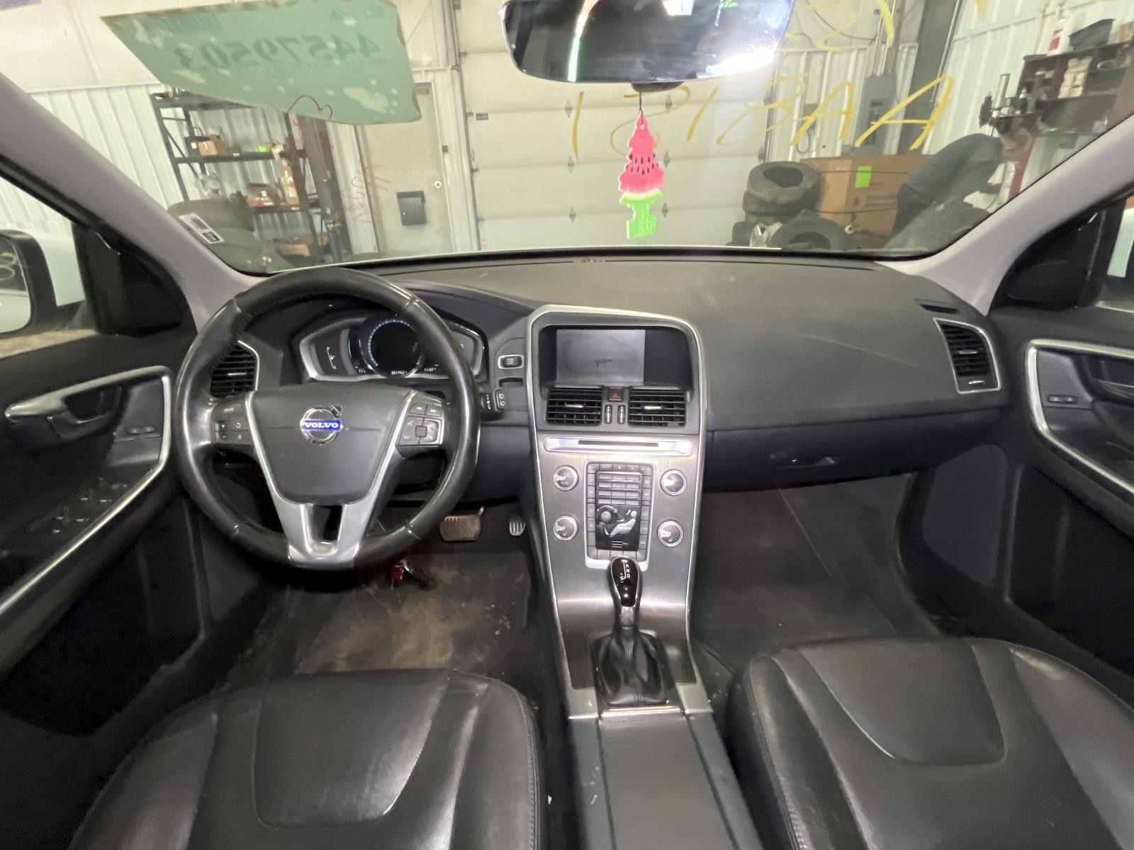 Used Dashboard Panel fits: 2016 Volvo XC60 w/pre-crash system w/o center speaker