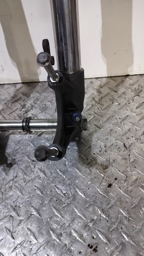 2006-2009 Suzuki GSXR 600 750 OEM FRONT END FORKS TREE STABILIZER HAS PITTING!! - Picture 21 of 24