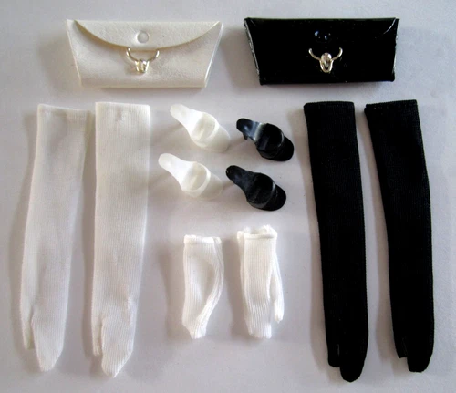 Vintage 1964 Barbie and Midge Costume Completers Fashion Paks Accessories