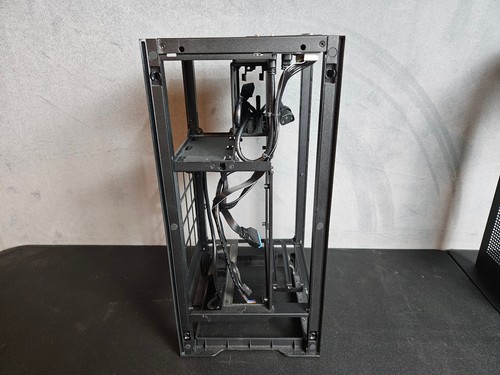 NZXT H1 Mini-ITX Tinted Tempered Glass - Matte Black - Picture 6 of 10