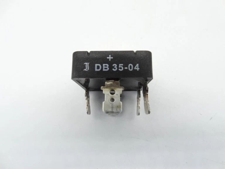 E-T-A CIRCUIT BREAKERS 2210-S231-P1T1-H0-20A CIRCUIT BREAKER - Image 3 of 4