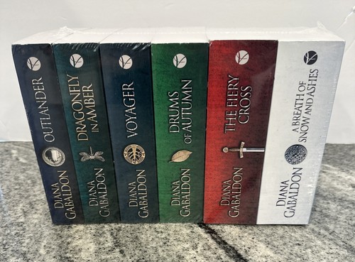 Outlander Series 1 - Diana Gabaldon Collection - 6 Book Set - NEW - Picture 1 of 2
