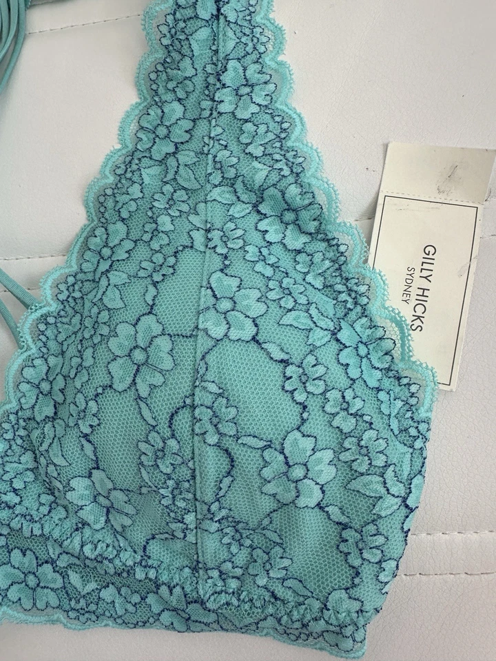 Gilly Hicks 挂颈胸罩蓝蕾丝文胸全新 S 码 — 第 2/4 张图片