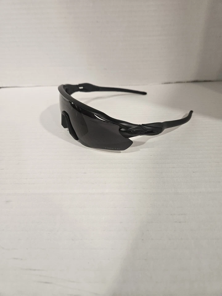 NUEVO Gafas de sol Oakley 009208 Radar Ev Path para hombre - Prizm Full Mat negras Foto 2 de 4