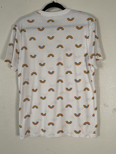 Well Worn Los Angeles Rainbow T Shirt White Size Medium Short Sleeve Soft Pride - Picture 4 of 5