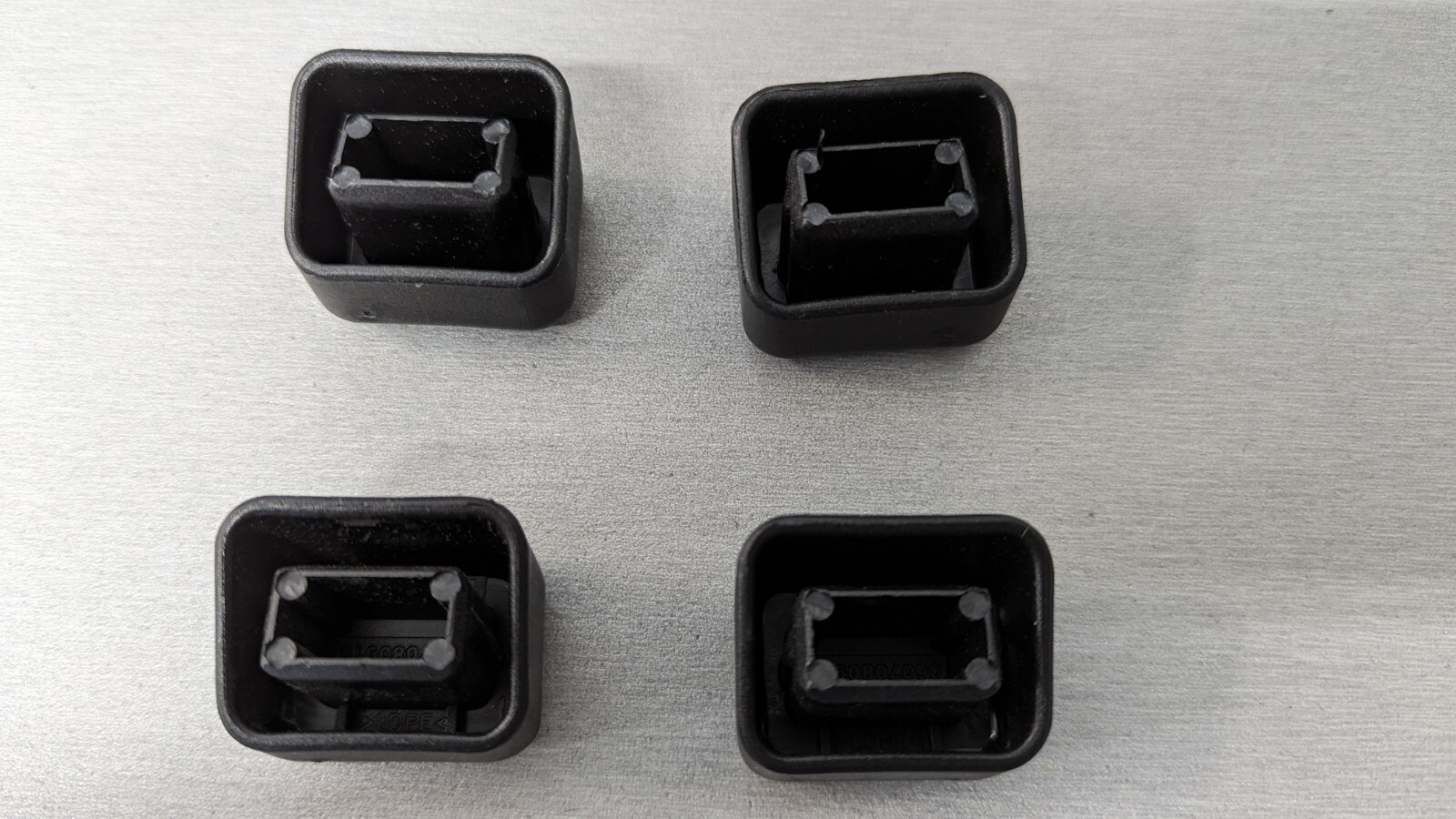 ✅ Set of 4 Thule Load Bar End Caps fits Square Thule Load Bars EC1 NEW ✅