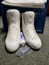 NEW Risport Royal Elite B White EU 27.5 Skate Boots w/Box, screws