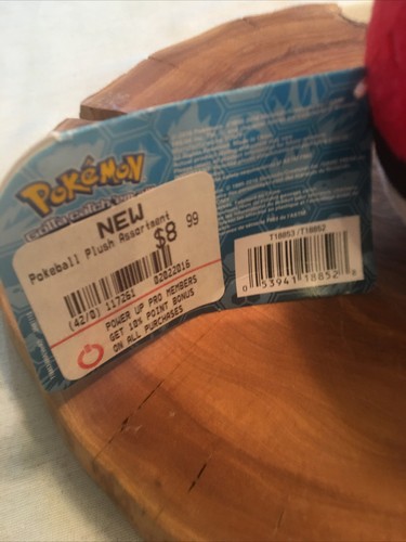 New Pokemon TOMY Pokeball 5" Plush Stuffed Ball With Tags Nintendo A6 - Picture 4 of 4