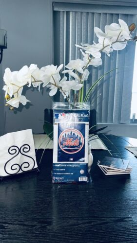 ⚾️MLB New York Mets House Bandiera/Bandiera 28” X 40” Colore Vibrante 3” Manicotto Palo ⚾️ - Foto 2 di 11