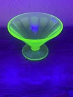 Vintage Vaseline Federal Glass Uranium Green Sundae Dish Dessert Cup