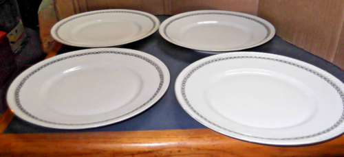 LOTTO DI 4 PIATTI DA CENA VINTAGE VECCHIA SLESIA PORCELLANA 9 3/4" - Foto 2 di 6