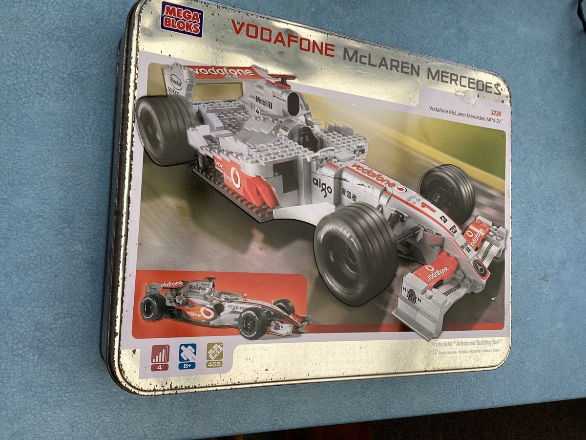Mega Bloks 3236 Vodafone McLaren MERCEDES F1 Formula One Car Boxed