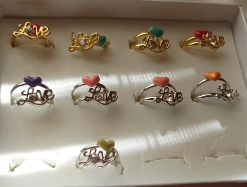 Women Rings Size 6 Adjustable Assorted Colors Love Gold Tone Heart Gifts - Picture 12 of 17