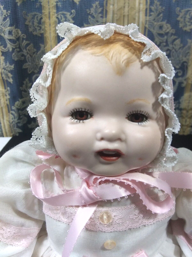 Vintage Baby Gloria 15'' Doll Signed Helen Law Germany W/Outfit - Picture 3 of 7