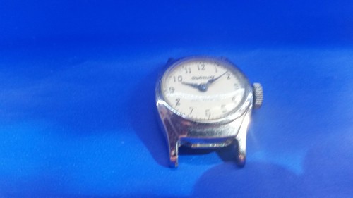 Vintage Ingersoll Women's Watch for parts - Picture 2 of 11