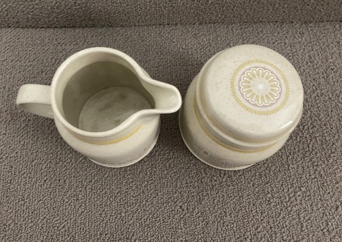 De colección Crema y Azúcar Cuenco Royal Doulton Lambethware 1977 Sunny Day Gres - Imagen 4 de 9
