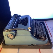 Underwood Golden Touch Quiet Tab Universal Typewriter w Case Works for Service thumbnail