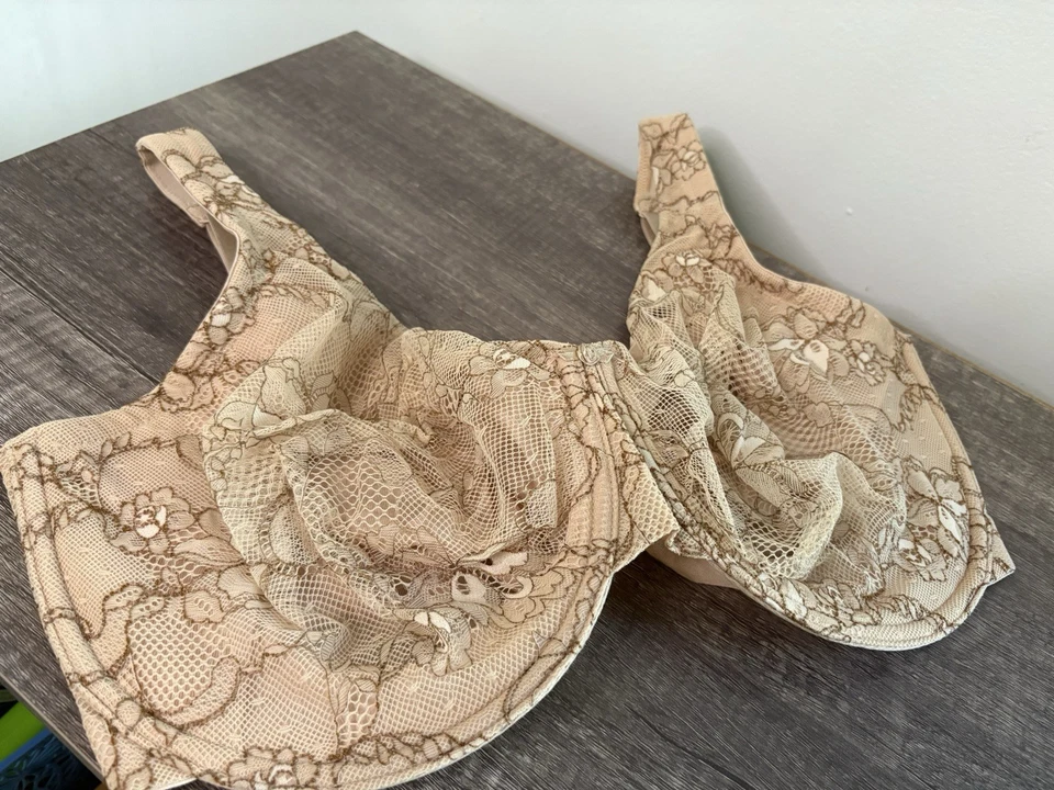 Juego de 3 sujetadores cacique de encaje para mujer 38H beige/azul/coral con aros Foto 4 de 4