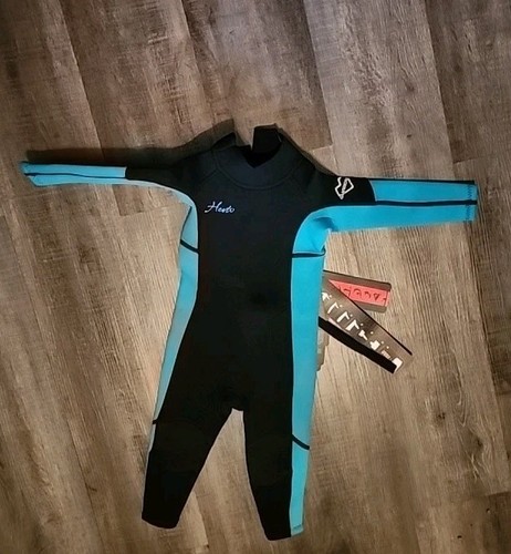 Herto schwarz türkis Reißverschluss hinten Kinder Ganzkörper Neoprenanzug Größe 2 neu mit Etikett  - Bild 1 von 6