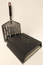 FYRE KITCHEN OUTDOOR GRILL PIZZA OVEN 12" (P08025245)