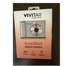 Vivitar SnapShot VEC S130 Compact Digital Camera 44MP 2.8in LCD 16x Silver